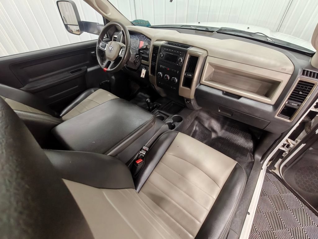 Used 2011 RAM 5500 4x4 Regular Cab w/ ST Decor Group image 29