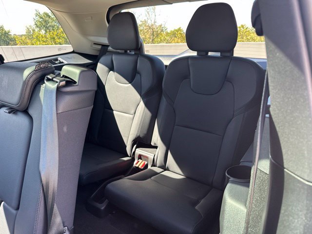 Certified 2024 Volvo XC90 B6 Plus w/ Protection Package Premier AWD/4WD image 13