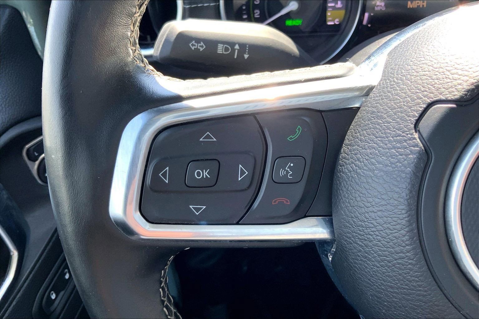 Used 2023 Jeep Wrangler Unlimited Sahara w/ Cold Weather Group AWD/4WD image 19