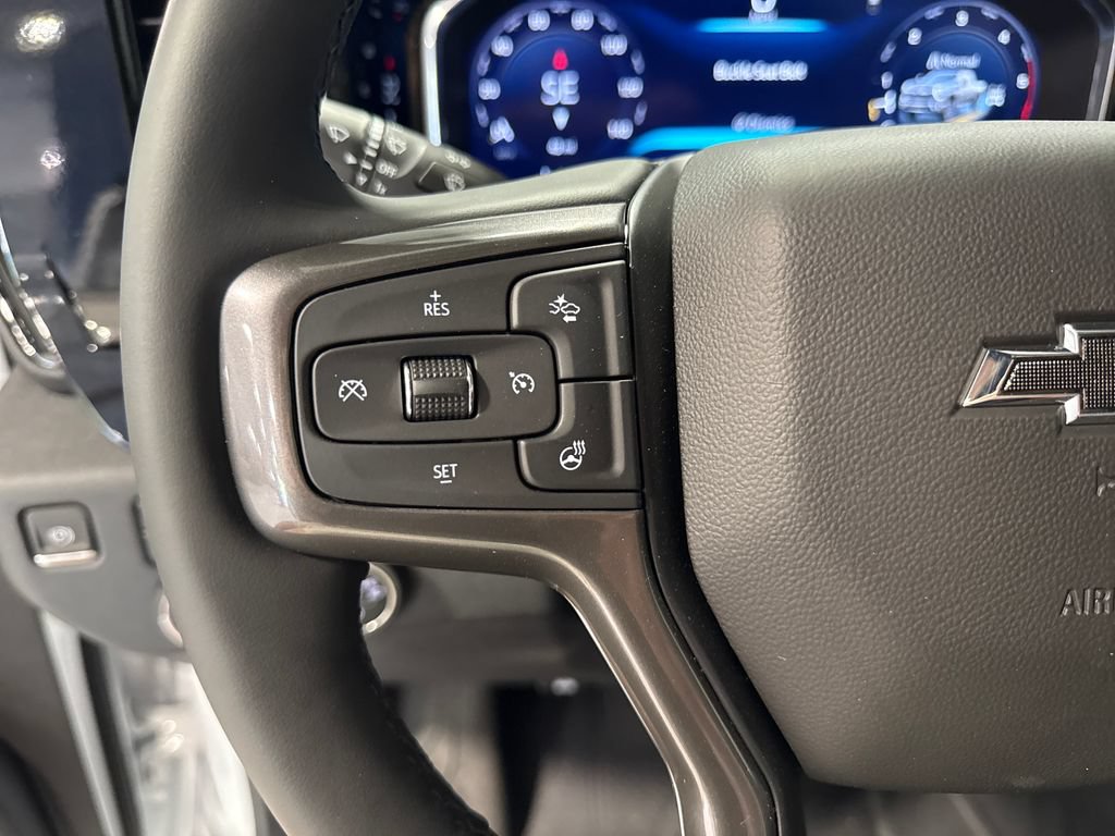 New 2026 Chevrolet Silverado 2500 ZR2 AWD/4WD image 5