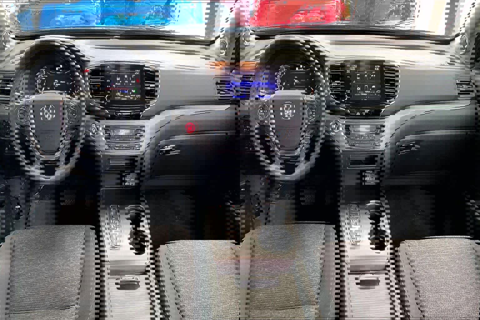 Used 2023 Honda Ridgeline Sport image 15