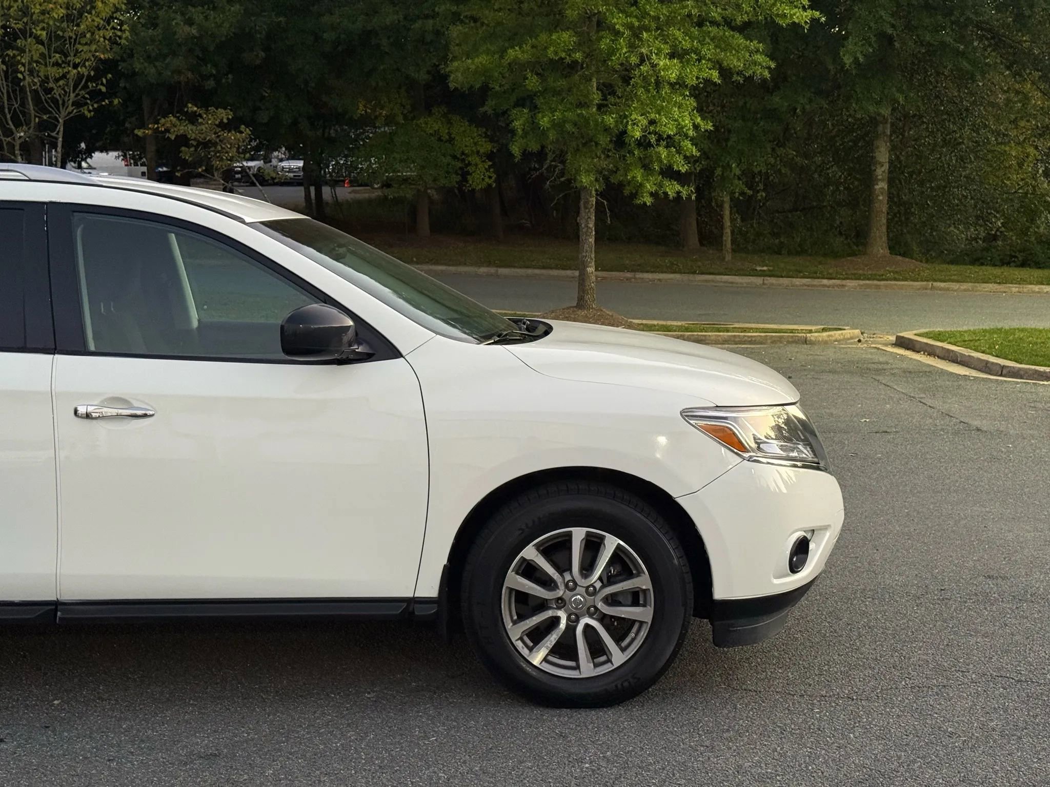 Used 2016 Nissan Pathfinder S image 15