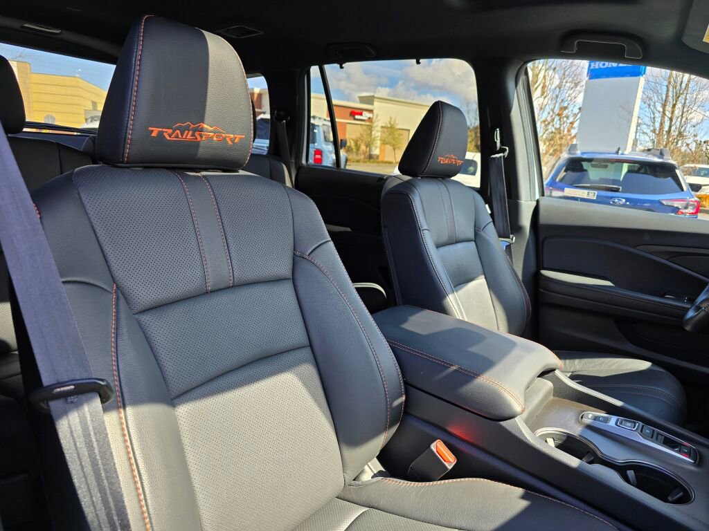 Used 2024 Honda Passport TrailSport image 8