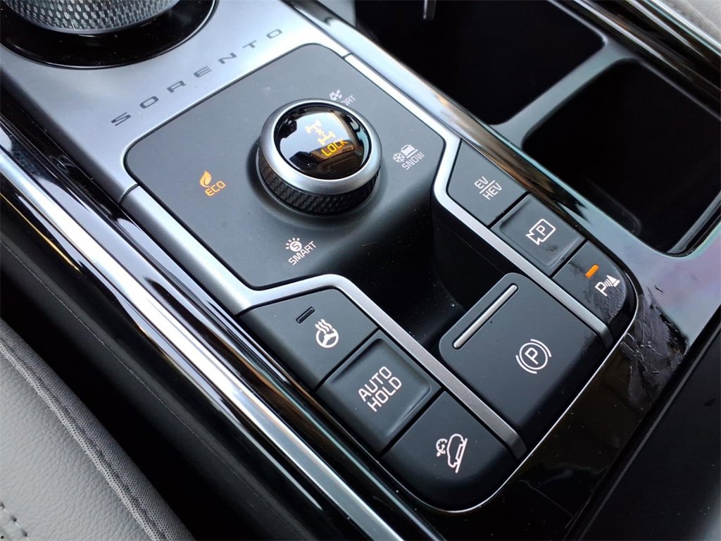Certified 2024 Kia Sorento SX Prestige image 20