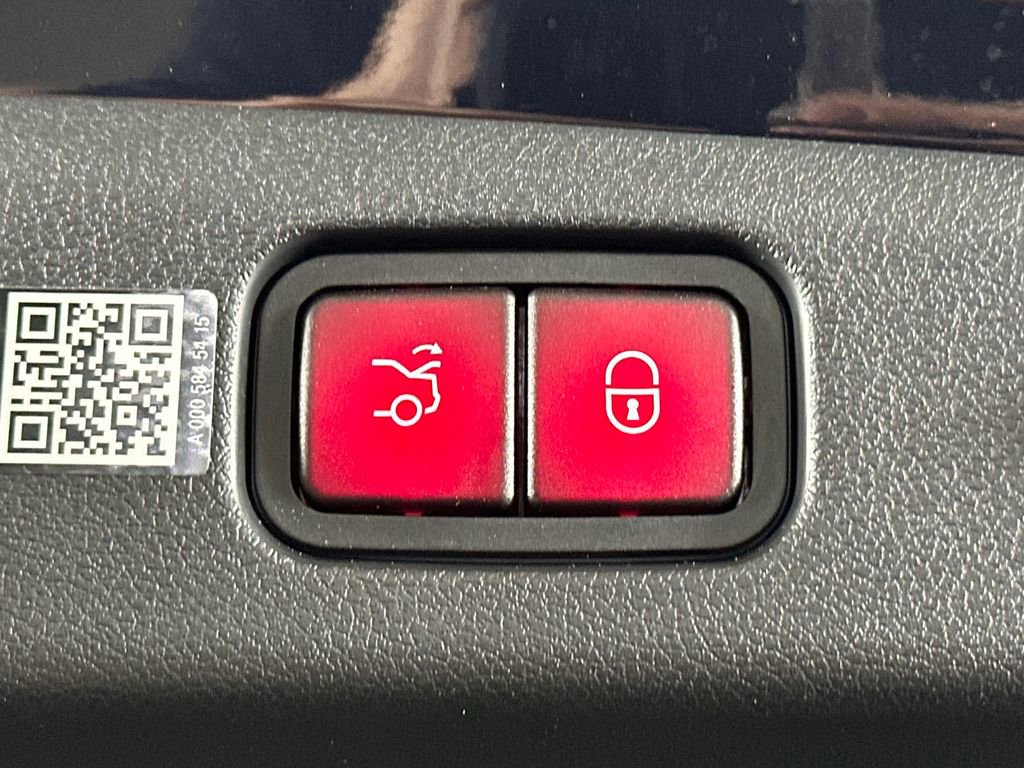 Certified 2026 Mercedes-Benz E 350 4MATIC Sedan image 21