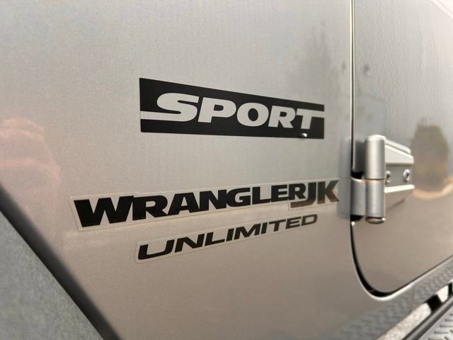 Used 2018 Jeep Wrangler Unlimited Sport S AWD/4WD image 10