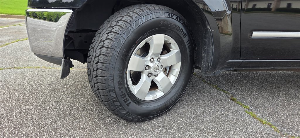 Used 2010 Nissan Frontier SE w/ SE Value Truck Pkg RWD image 34