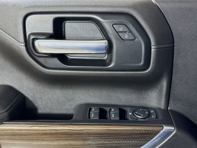 Used 2021 Chevrolet Silverado 1500 LT Trail Boss w/ Convenience Package II image 16