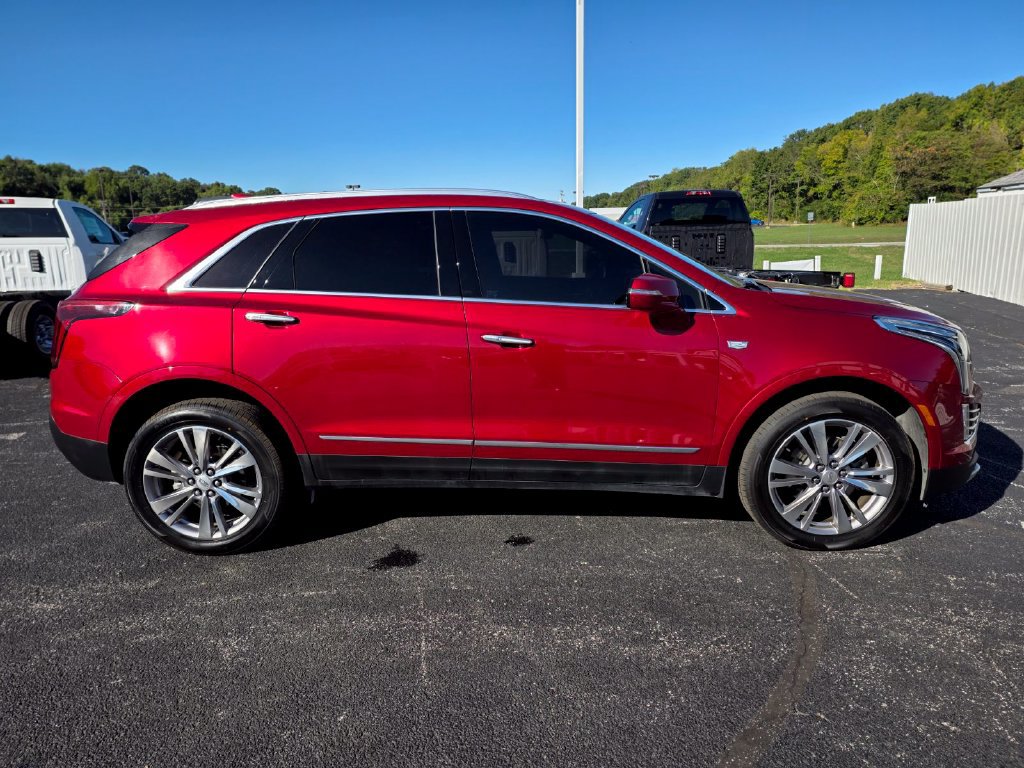 Used 2023 Cadillac XT5 Premium Luxury FWD image 9