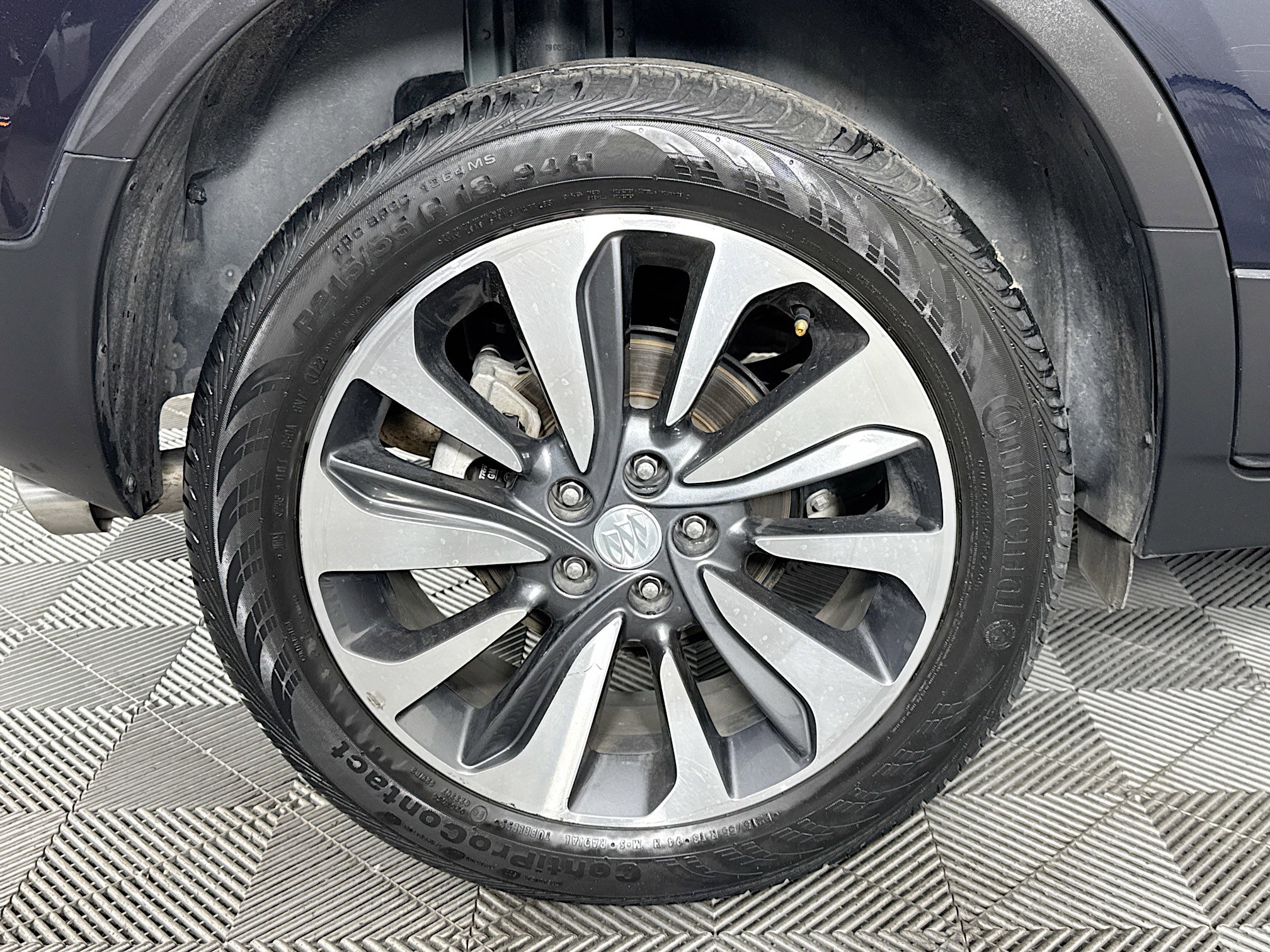 Used 2022 Buick Encore Preferred w/ Safety Package AWD/4WD image 32