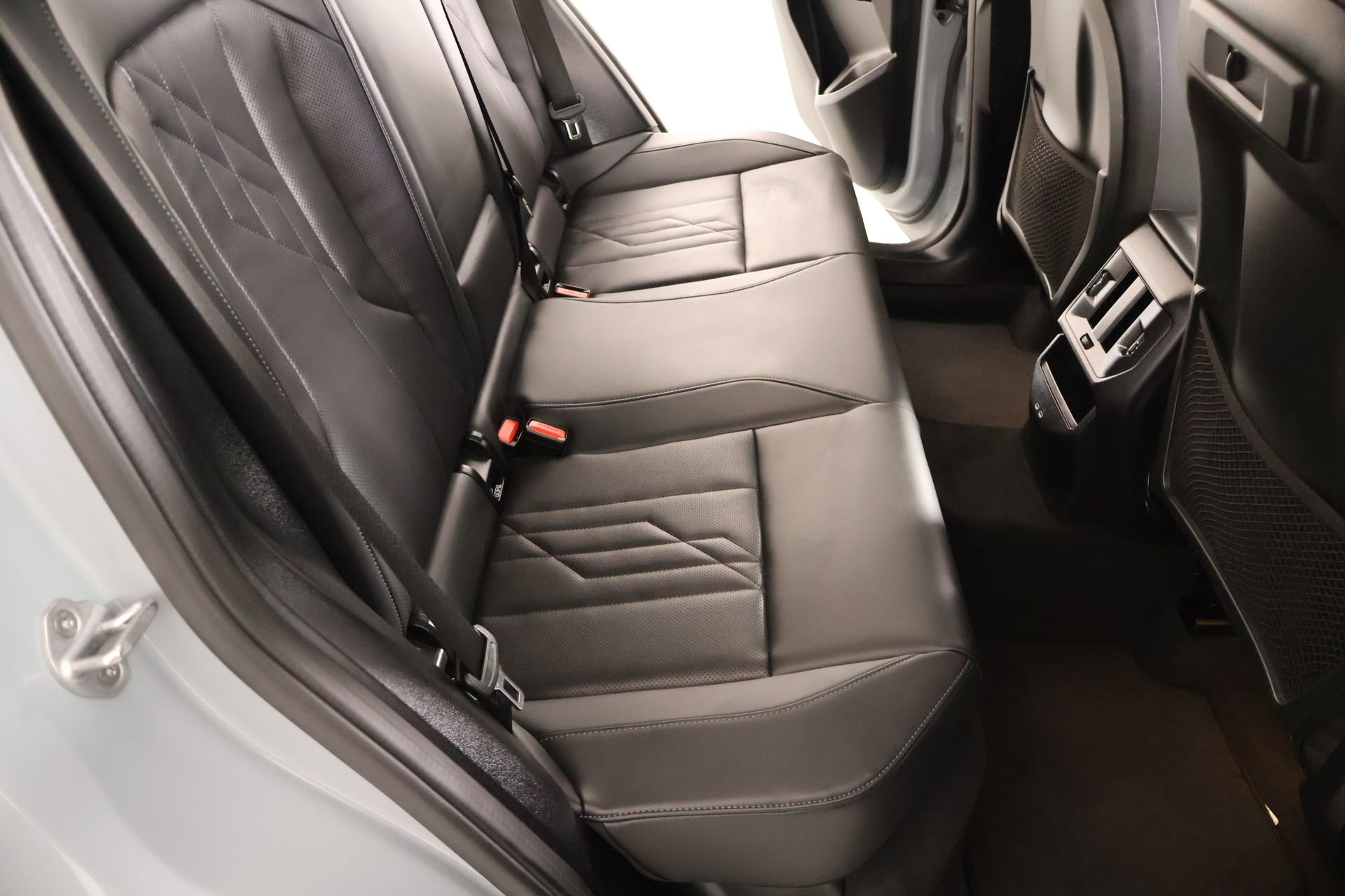 Used 2025 BMW X3 xDrive30i w/ Premium Package image 14