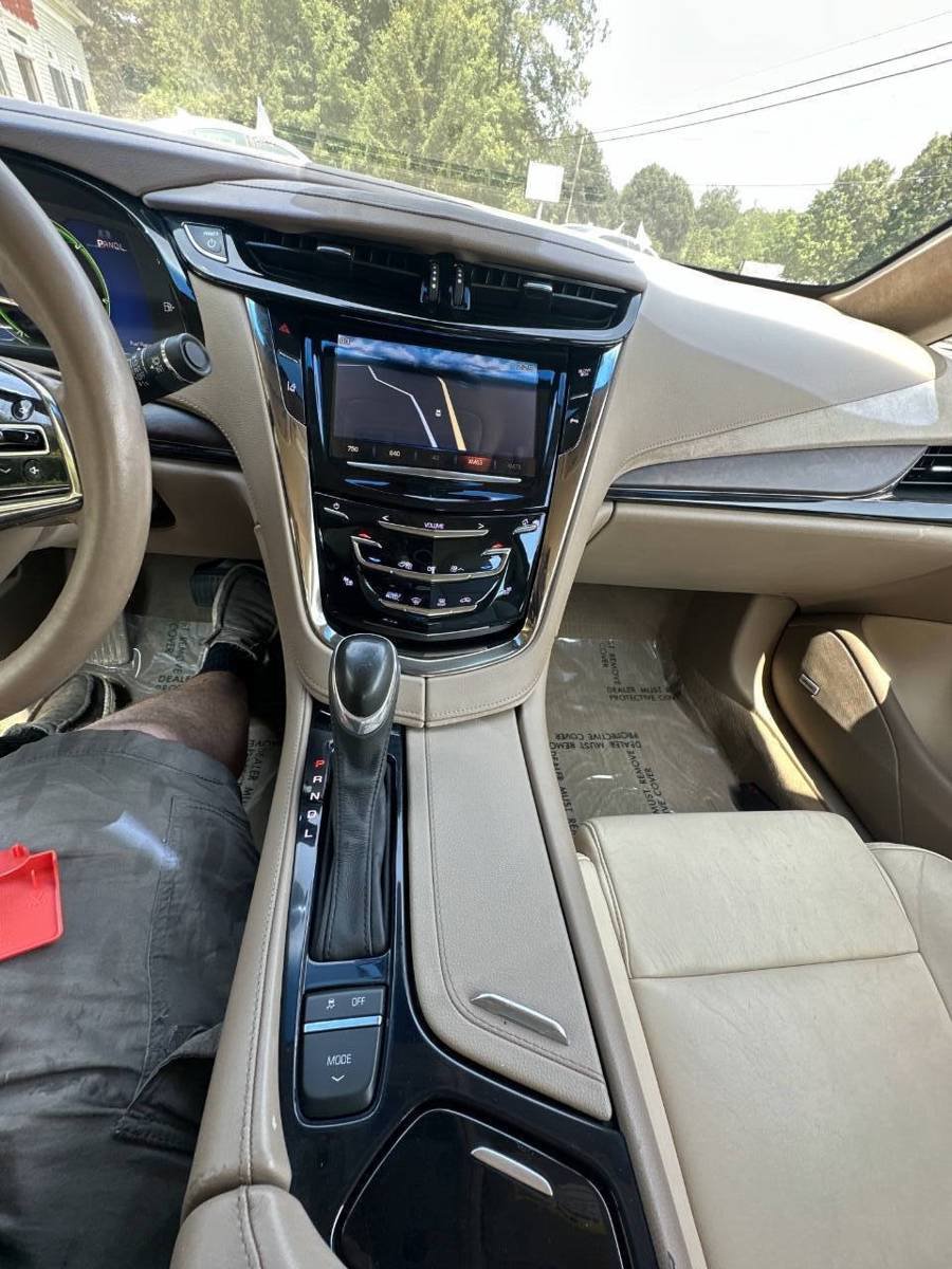 Used 2014 Cadillac ELR w/ Luxury Package FWD image 15