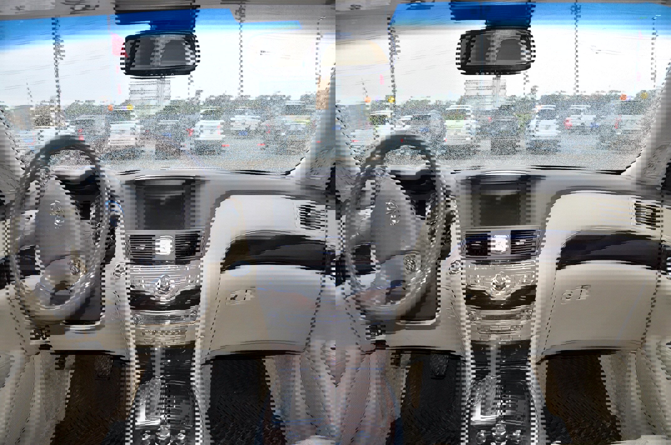 Used 2013 INFINITI M37 x w/ Premium Pkg image 18