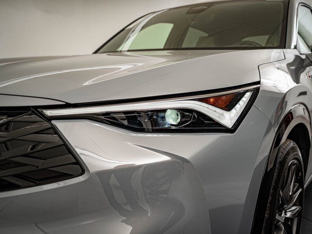 Certified 2025 Acura ADX A-Spec image 15