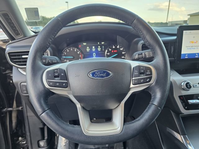 Certified 2022 Ford Explorer XLT w/ Equipment Group 202A image 23