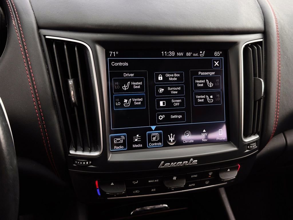 Used 2017 Maserati Levante S AWD/4WD image 9