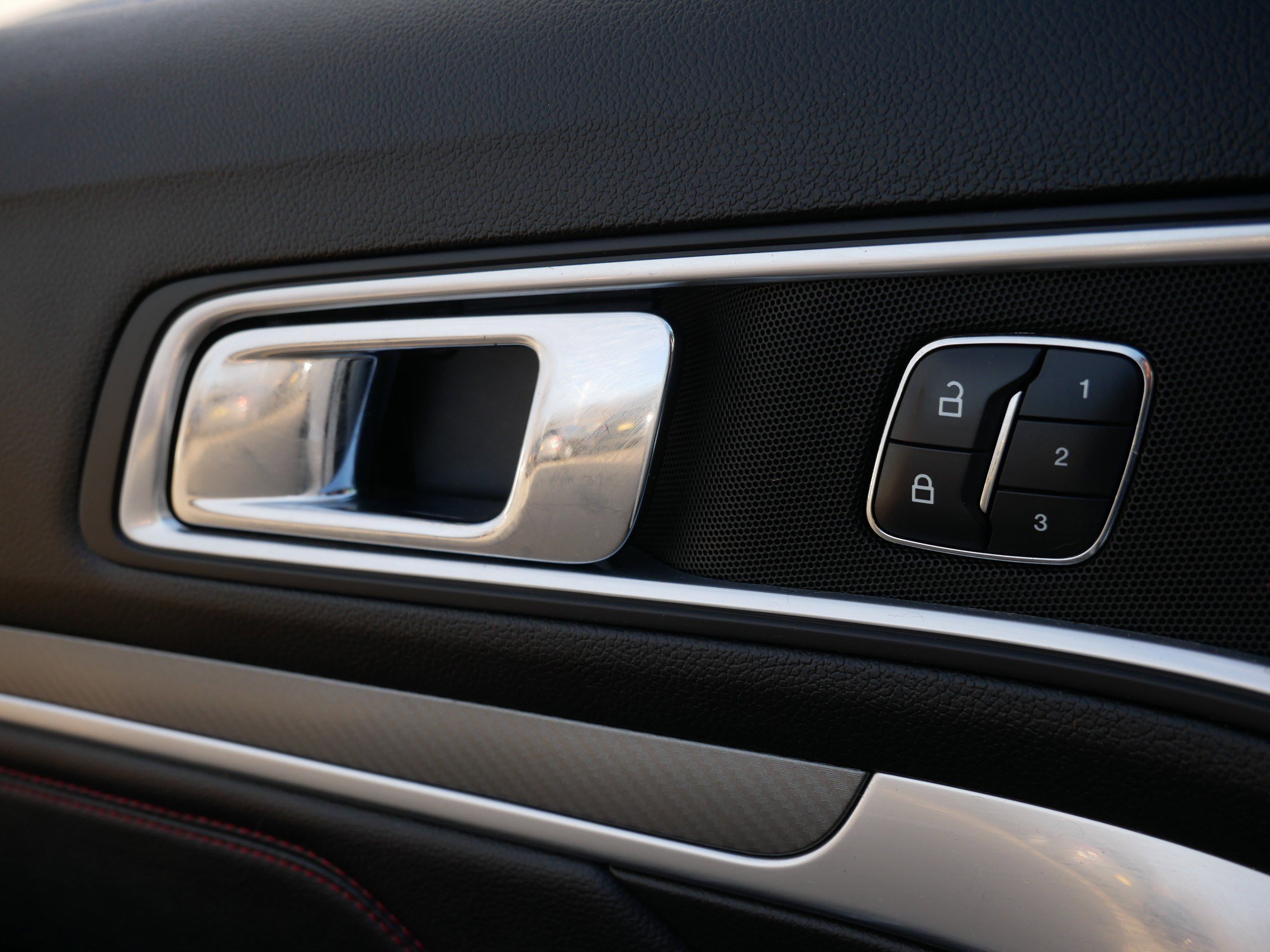 Certified 2017 Ford Explorer Sport w/ Equipment Group 401A image 28