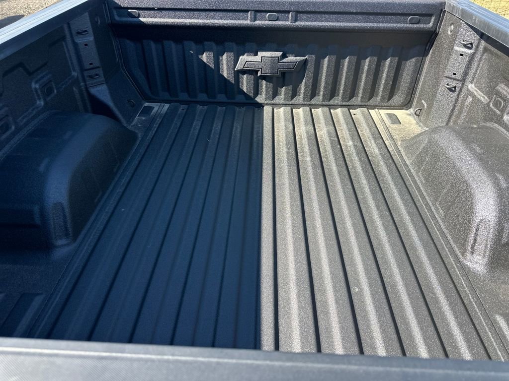 New 2026 Chevrolet Silverado 1500 Custom Trail Boss w/ Dark Appearance Package image 8