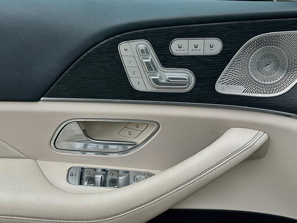 Certified 2026 Mercedes-Benz GLS 580 4MATIC image 18