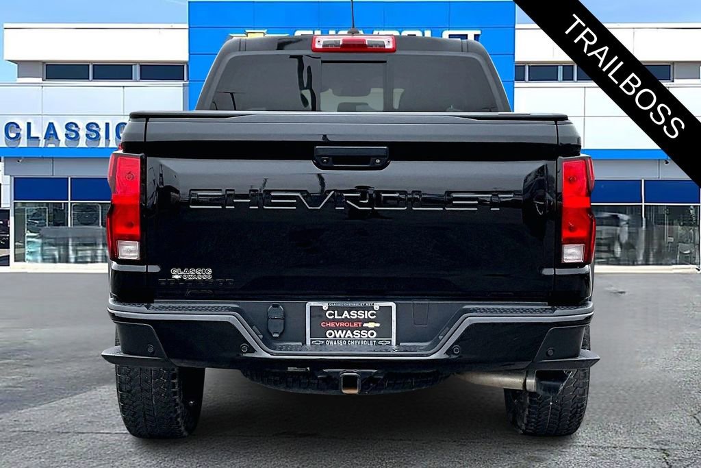 Used 2024 Chevrolet Colorado Trail Boss w/ LPO, Dark Essentials Package image 6