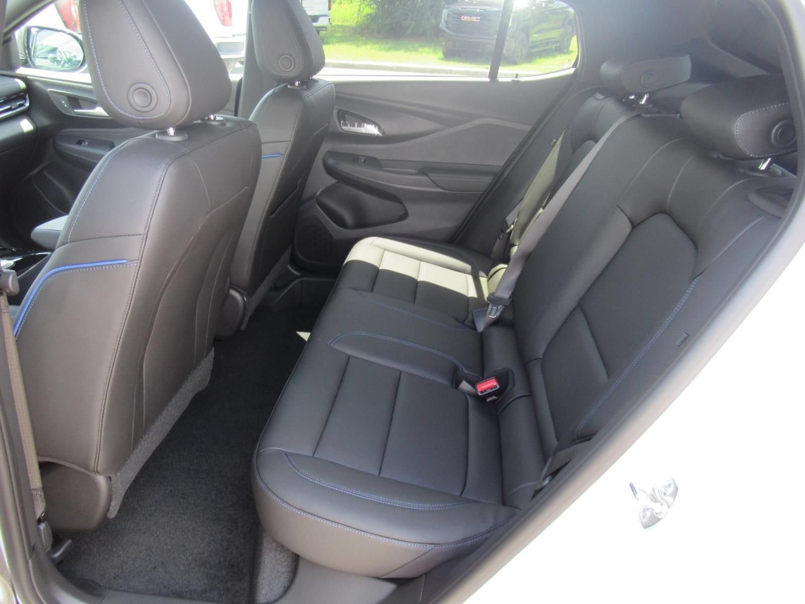New 2026 Buick Envista Sport Touring w/ Convenience I Package FWD image 33