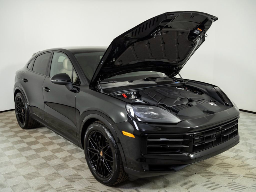 New 2026 Porsche Cayenne Coupe image 35
