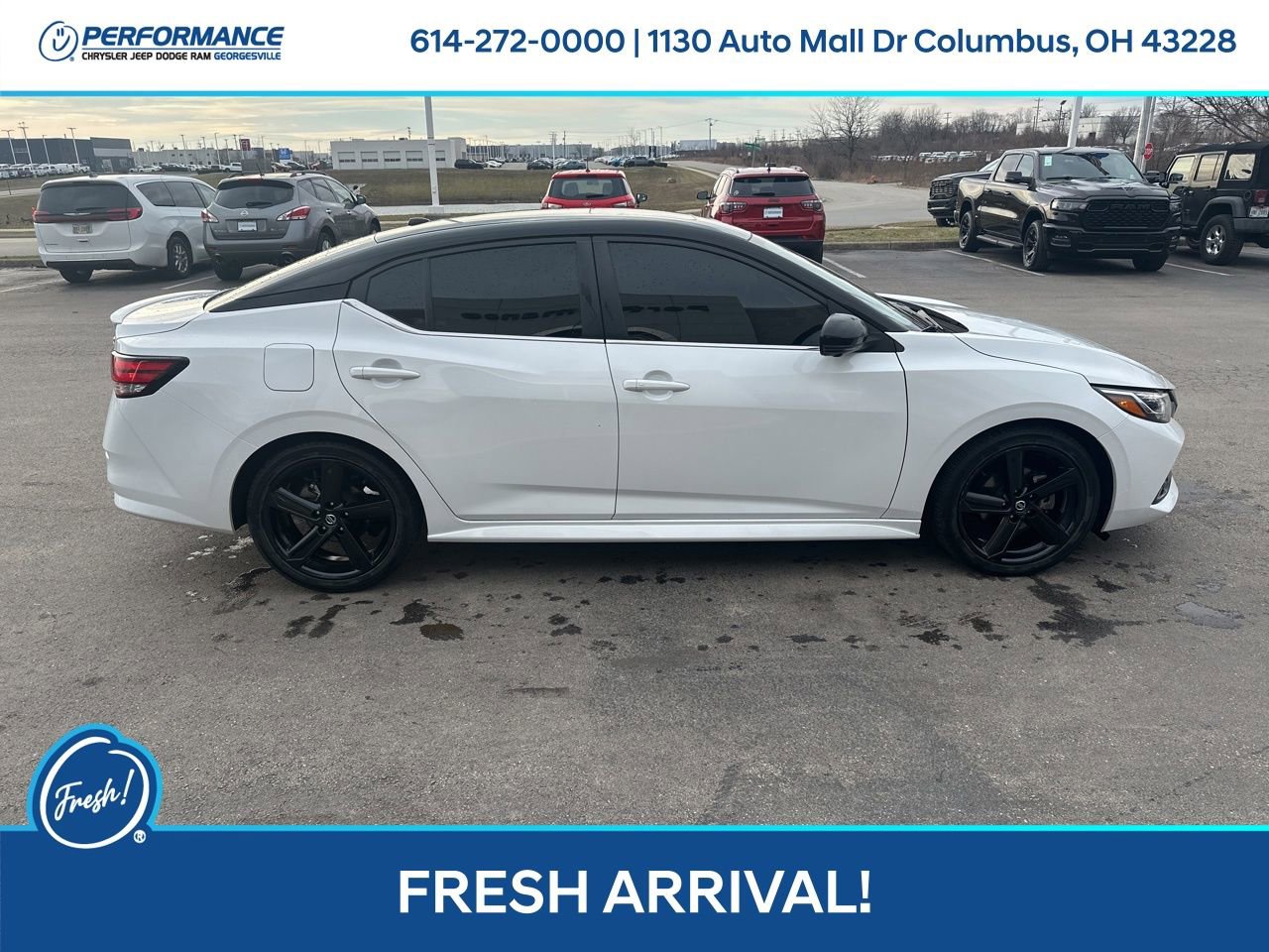 Used 2022 Nissan Sentra SR w/ Lighting Package image 3