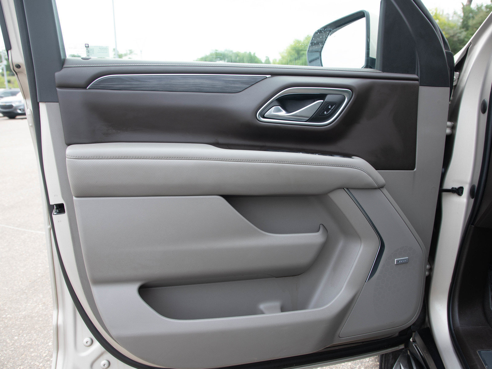 Used 2023 GMC Yukon XL SLT w/ SLT Premium Package AWD/4WD image 22