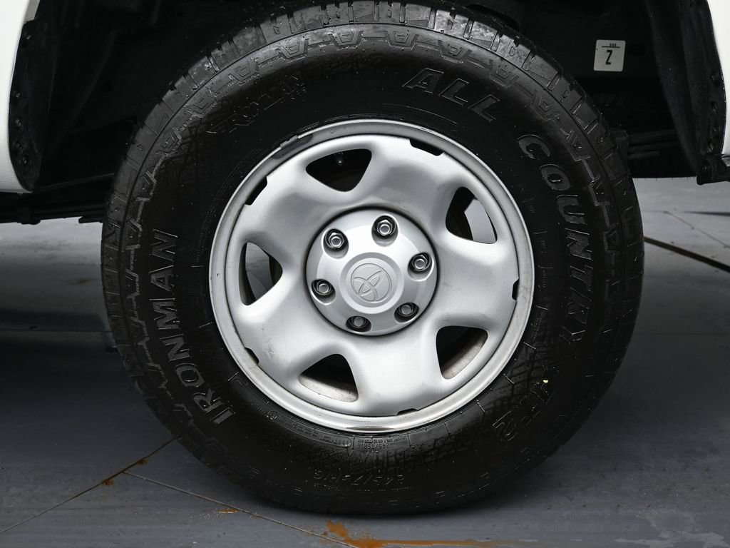 Used 2022 Toyota Tacoma SR w/ SR Convenience Package image 12
