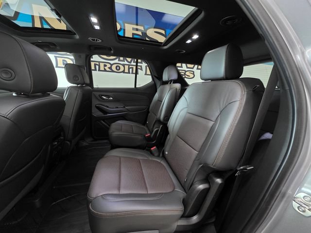 Used 2024 Chevrolet Traverse High Country AWD/4WD image 10
