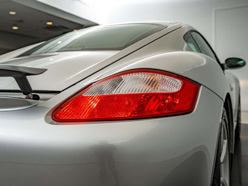 Used 2007 Porsche Cayman RWD image 18
