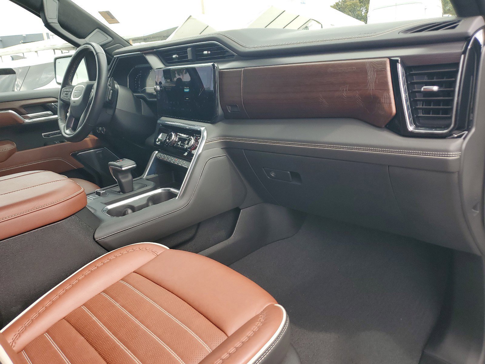 Used 2024 GMC Sierra 1500 Denali Ultimate image 19