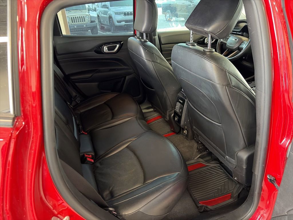 Used 2022 Jeep Compass Limited image 19