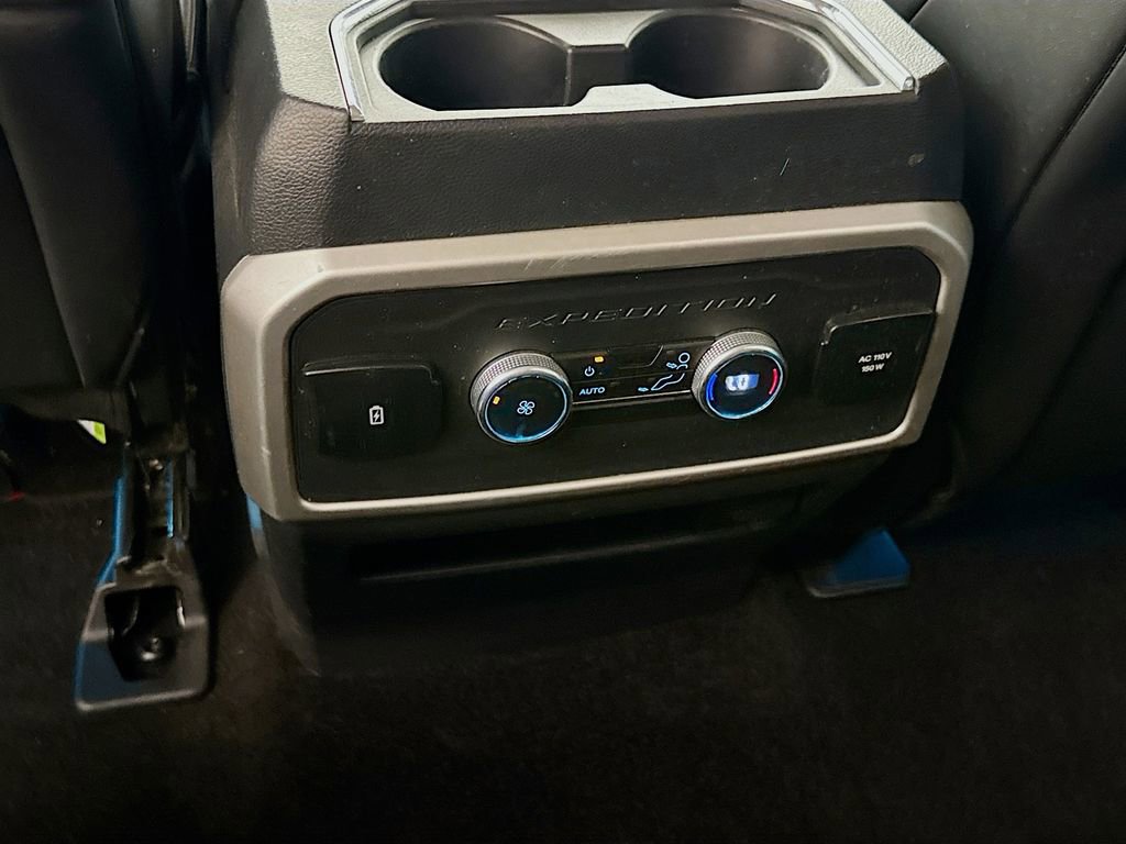 Used 2023 Ford Expedition Max XLT image 29