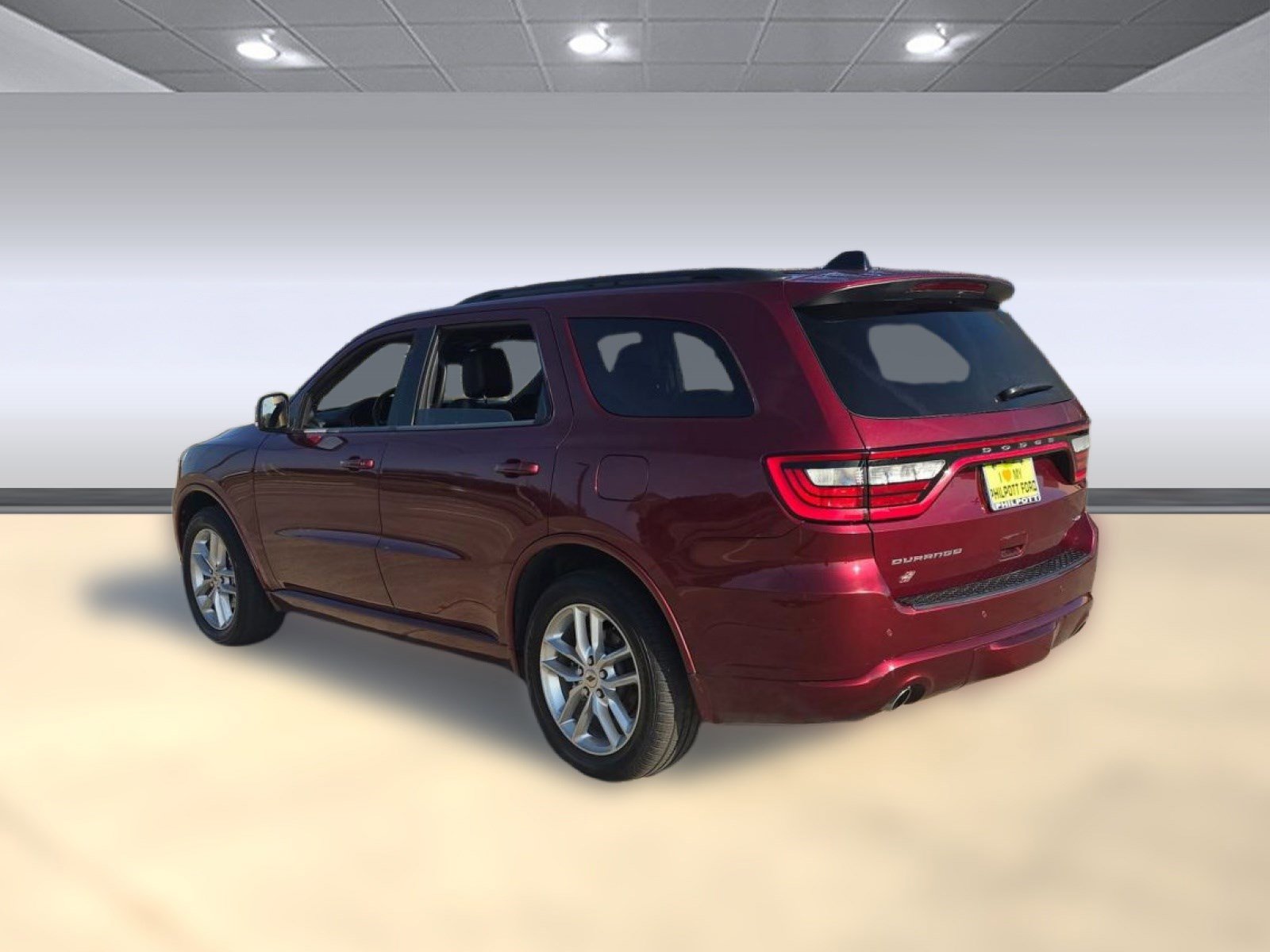 Used 2023 Dodge Durango GT image 3