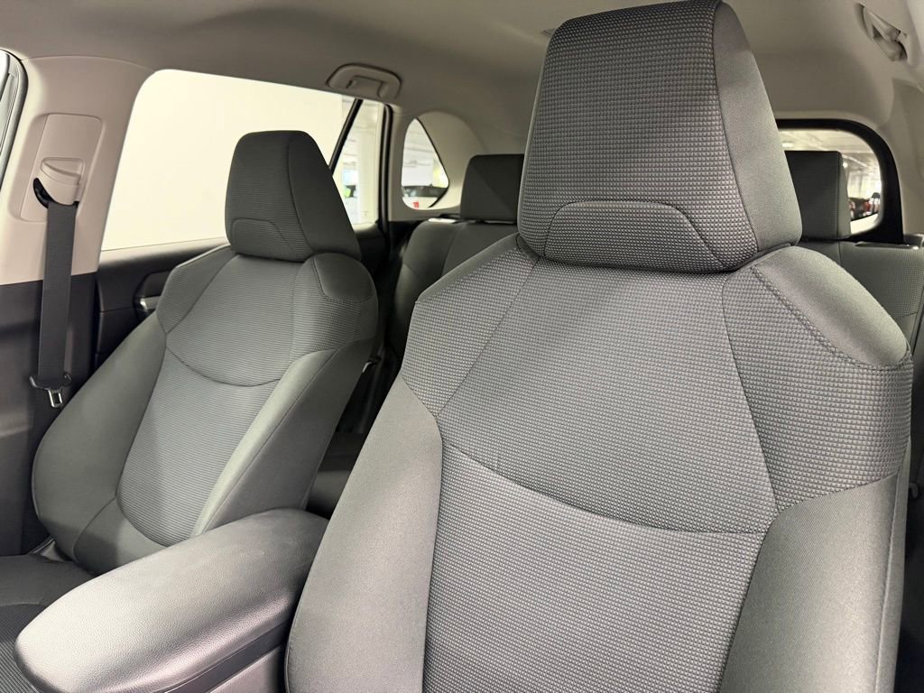 Used 2025 Toyota RAV4 LE FWD image 23