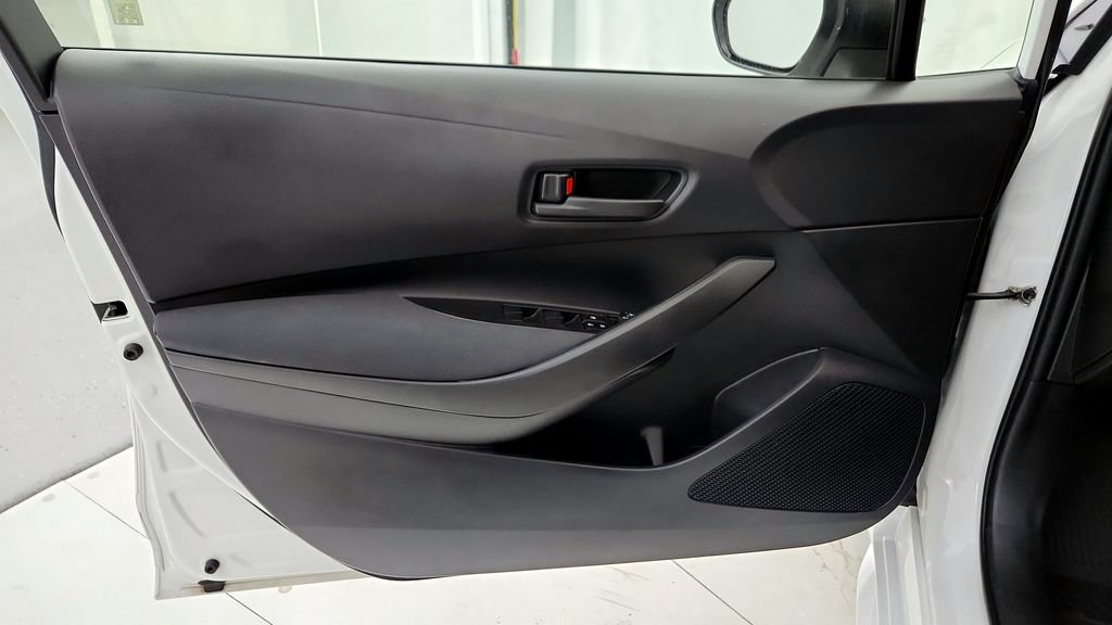Certified 2022 Toyota Corolla LE FWD image 14