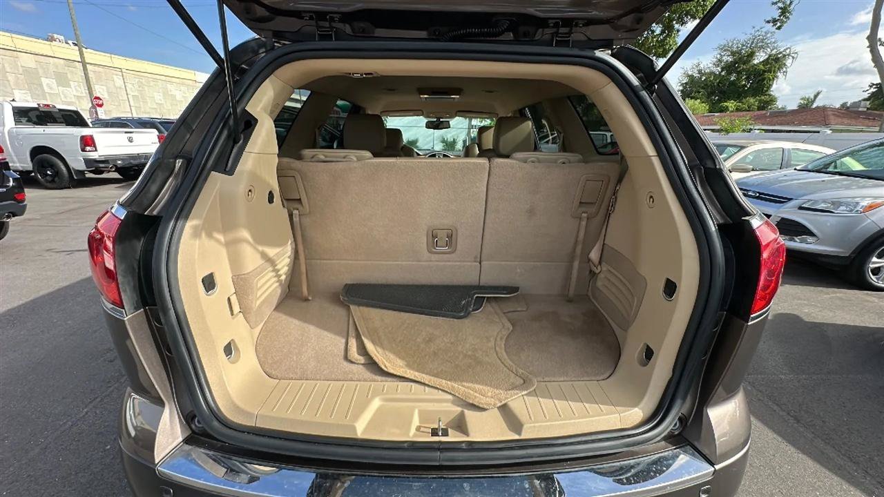 Used 2011 Buick Enclave CXL AWD/4WD image 34