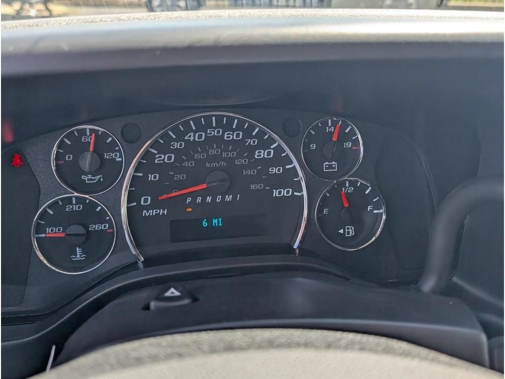 New 2025 Chevrolet Express 2500 w/ Driver Convenience Package RWD image 20