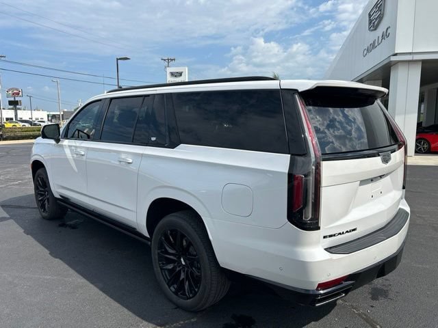 Certified 2023 Cadillac Escalade ESV Sport w/ LPO, ONYX Package AWD/4WD image 10