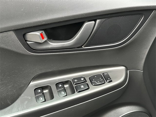 Used 2020 Hyundai Kona SEL Plus image 17