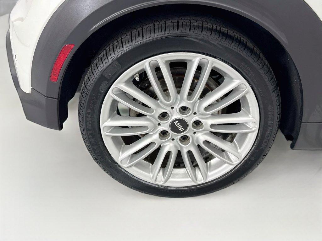 Certified 2024 MINI Cooper S FWD image 33