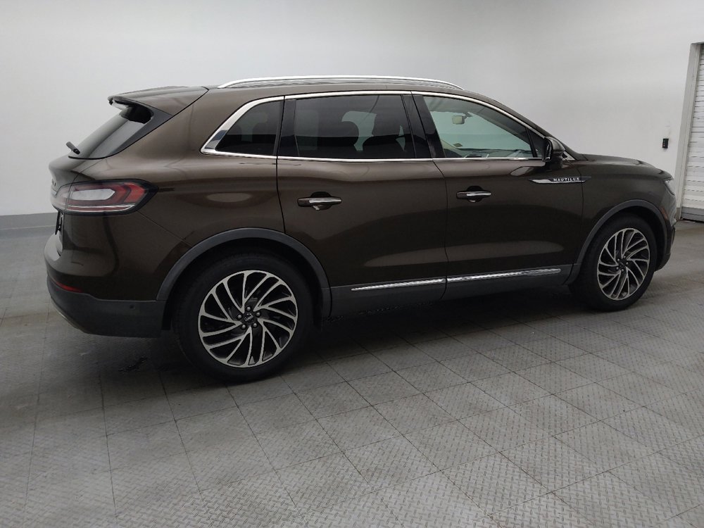 Used 2019 Lincoln Nautilus Reserve image 10