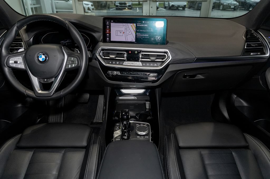 Used 2024 BMW X3 xDrive30i w/ Premium Package AWD/4WD image 2