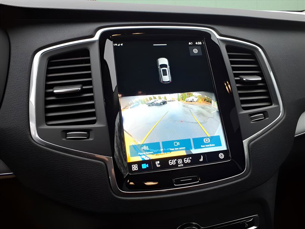 Used 2024 Volvo XC90 B5 Core w/ Protection Package Premier image 19