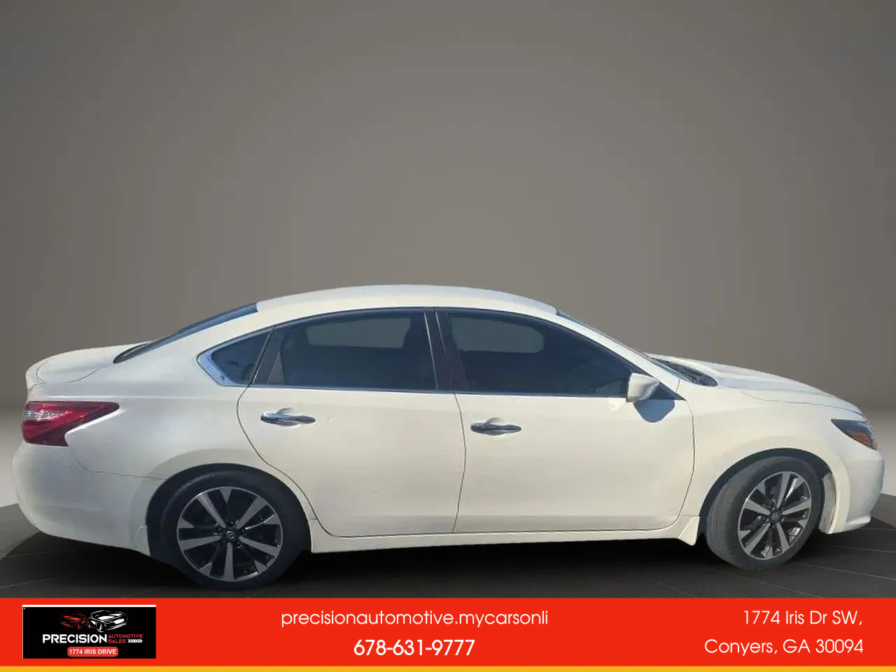 Used 2016 Nissan Altima 2.5 SR w/ LED Appearance Package image 7