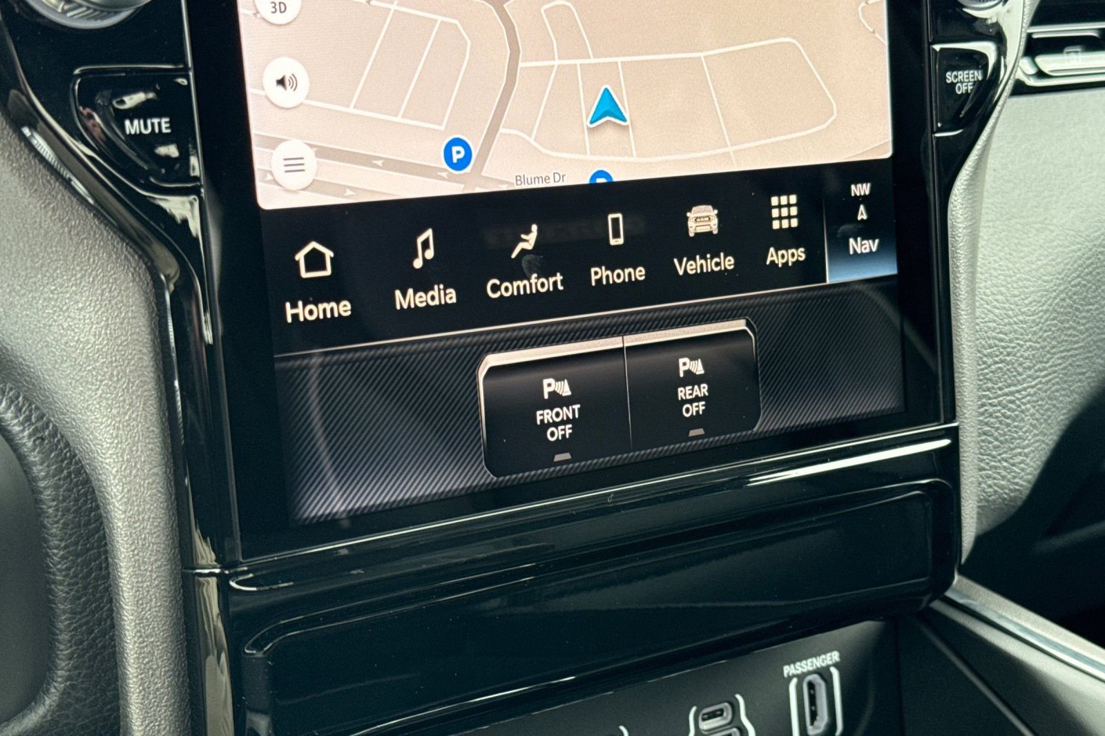 New 2026 RAM 1500 Laramie w/ Night Edition image 24