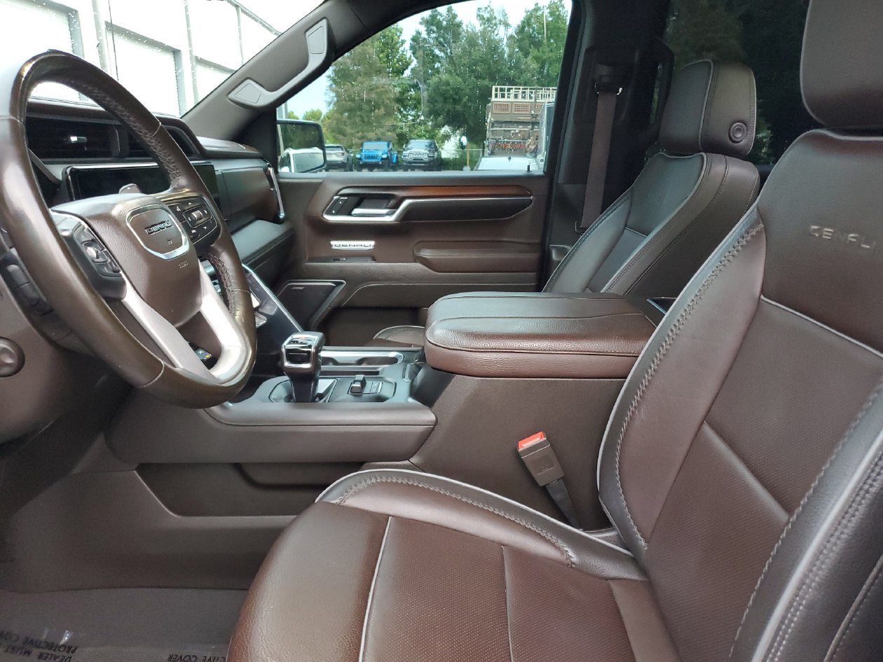 Used 2024 GMC Sierra 1500 Denali w/ Denali Reserve Package AWD/4WD image 19