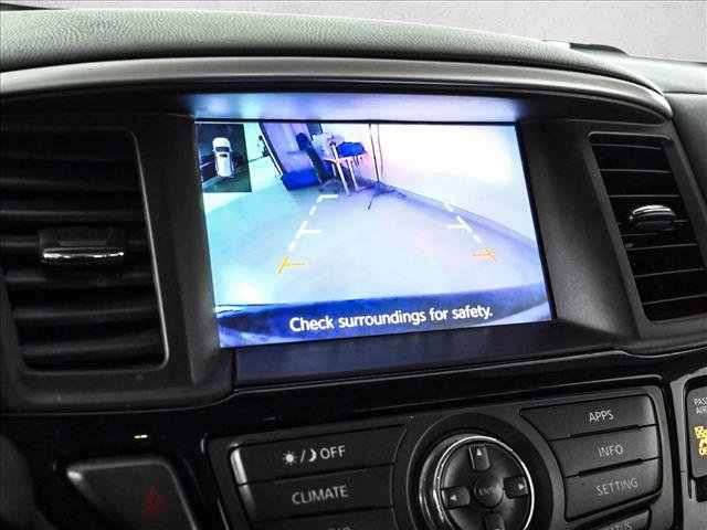 Used 2019 Nissan Pathfinder S image 14