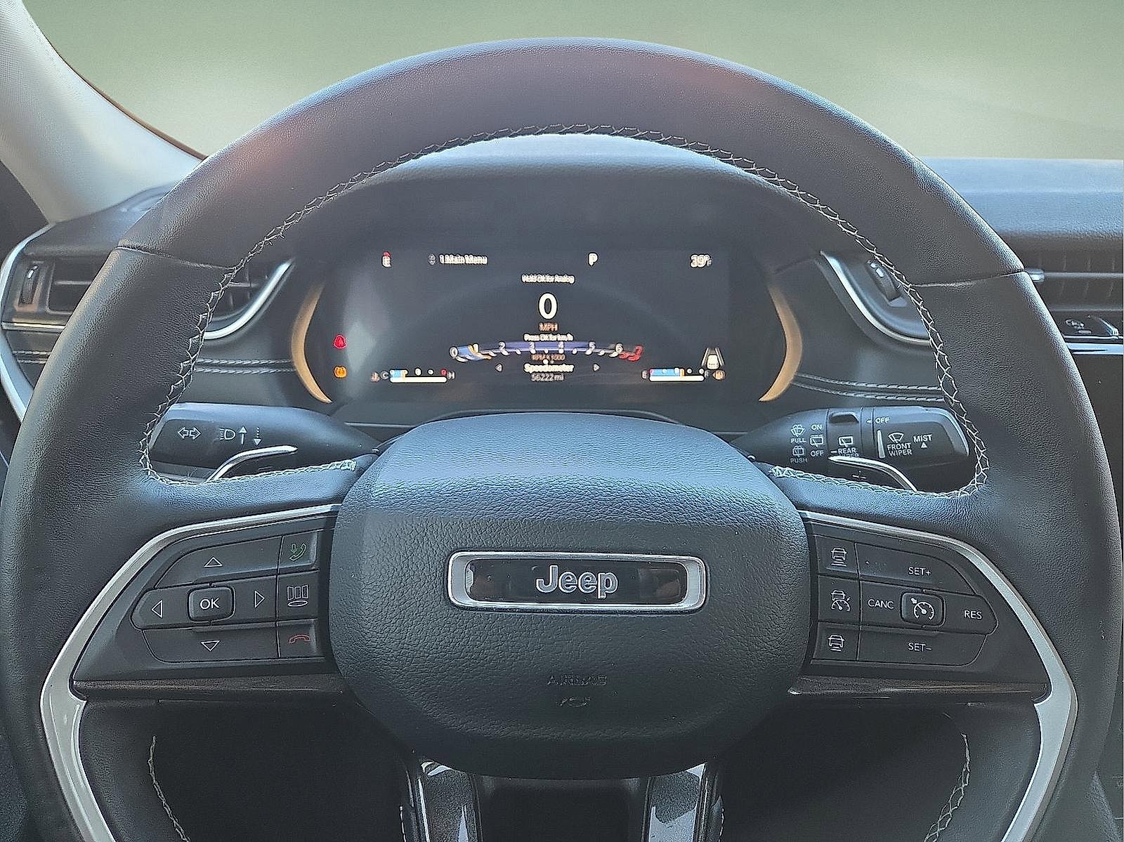 Used 2022 Jeep Grand Cherokee L Laredo w/ Luxury Tech Group I image 24